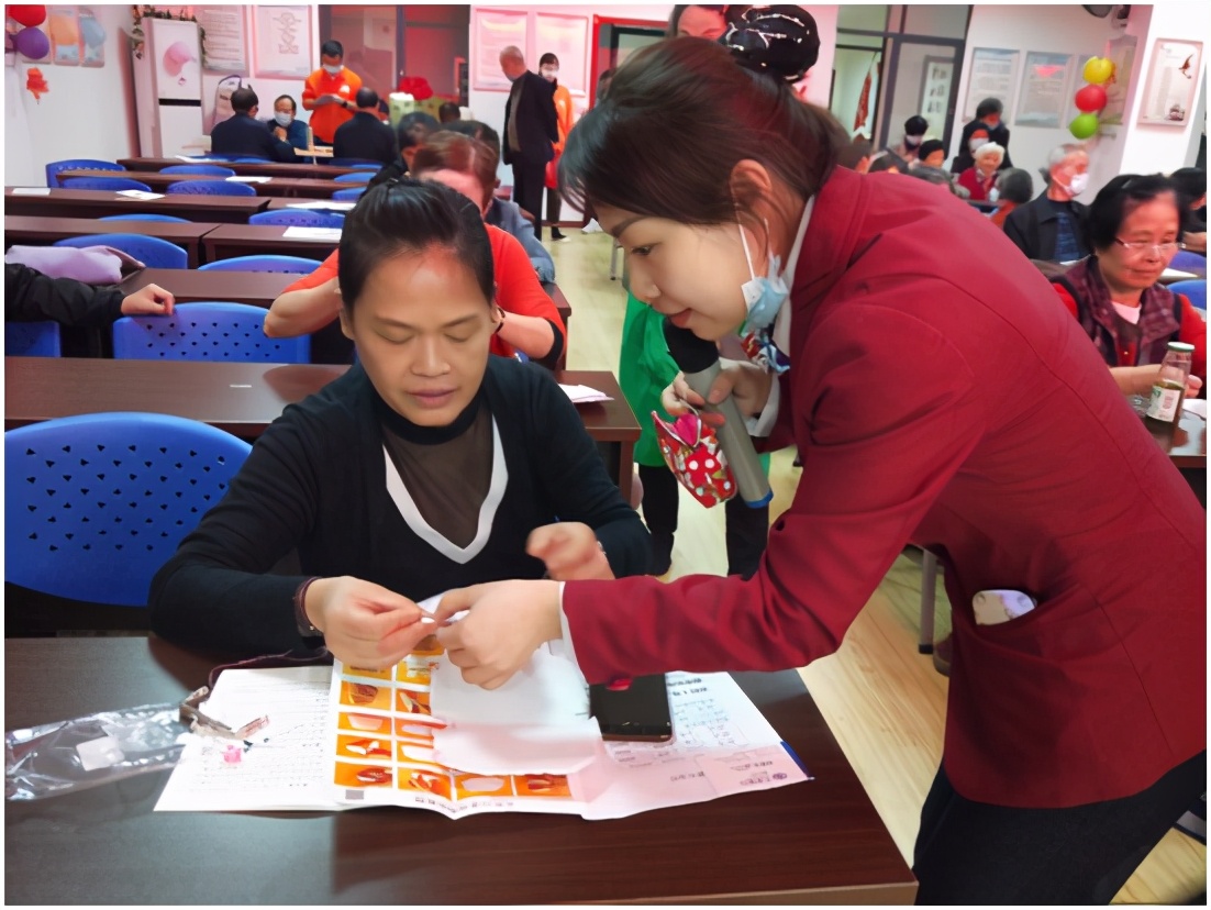 这个重阳节活力四射,“棋”乐无穷