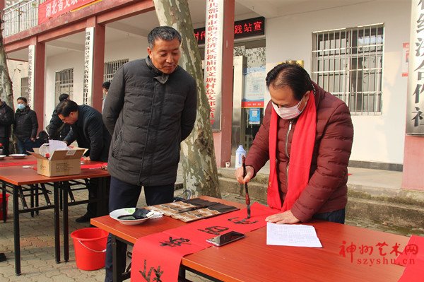 湖北省文联文艺轻骑兵湖北鹰台书画院小分队走进鄂州临空经济区
