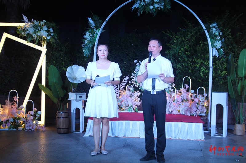 2021中秋诗会,鄂州蓝天使少儿口才燃情上演诗意的中秋