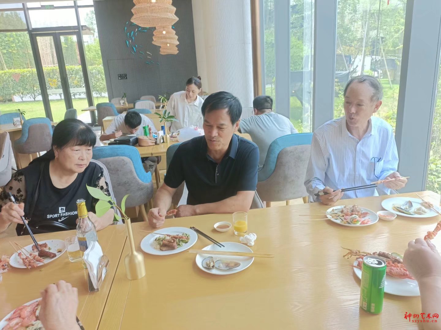 重温师恩,共叙友情!浙江建德凤凰回巢第三届同学会走进乐活岛