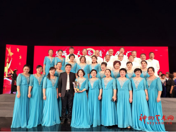 盛世夕阳红,唱好主题歌 杭州萧山区管乐协会合唱团获全国比赛银奖